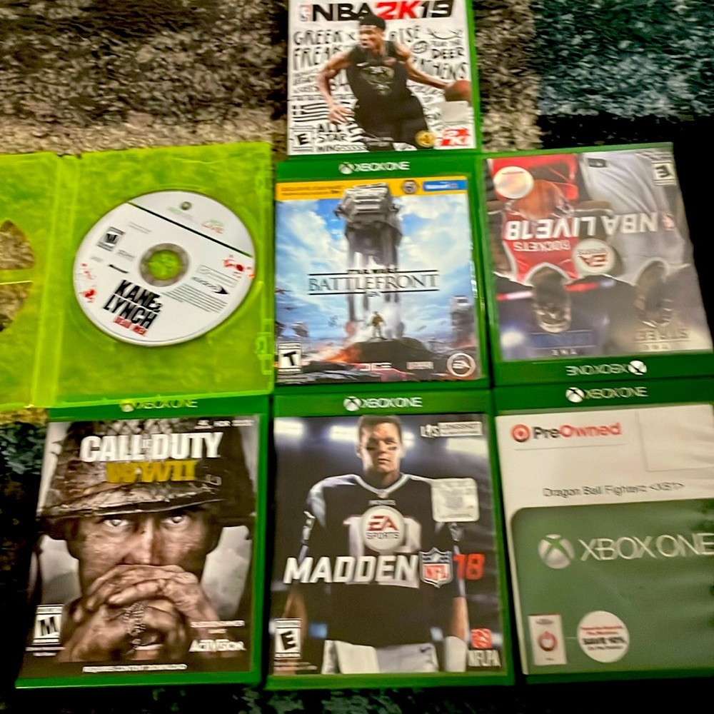 Xbox One Video Game Bundle - 7games